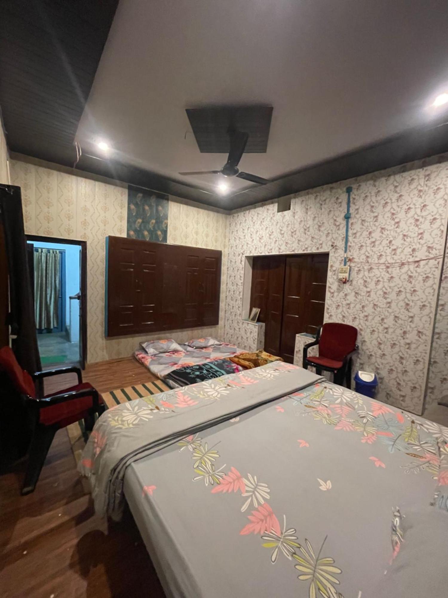 Swastik Home Stay Ravindpuri Varanasi Ngoại thất bức ảnh